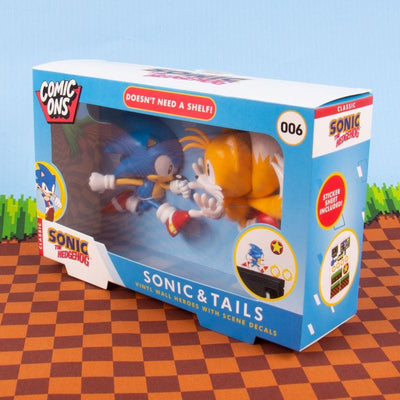 Sonic the Hedgehog Official Sonic Comic On's